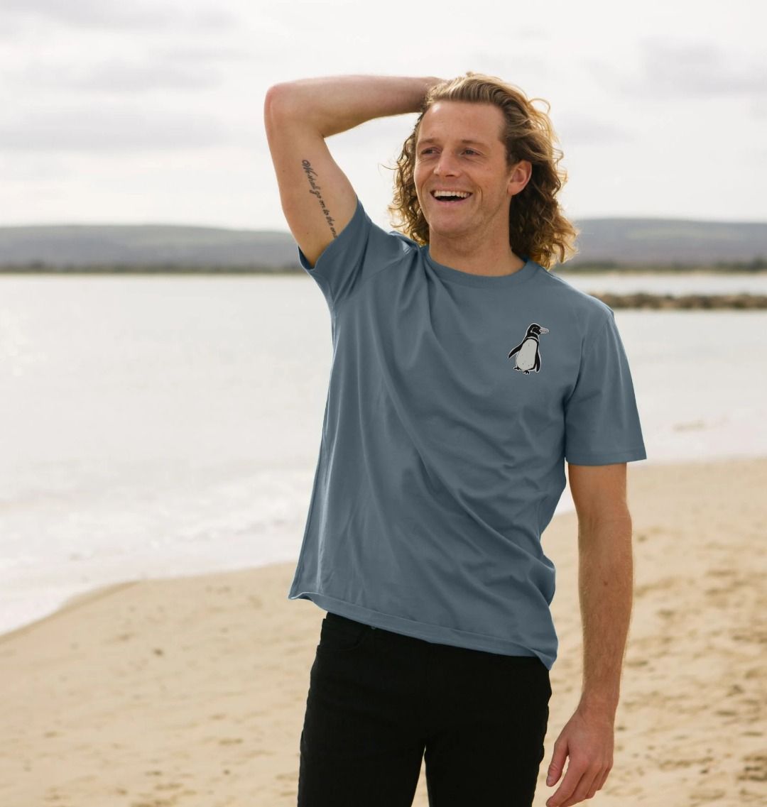 Galapagos Penguin - Men's T-shirt