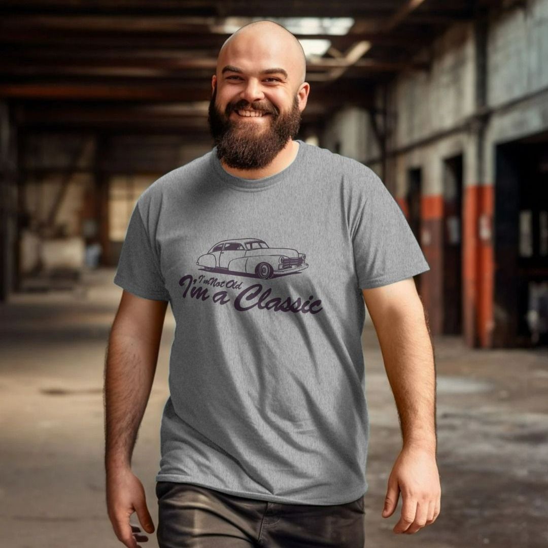 I'm Not Old I'm a Classic T-Shirt Car Gift Shirtbox