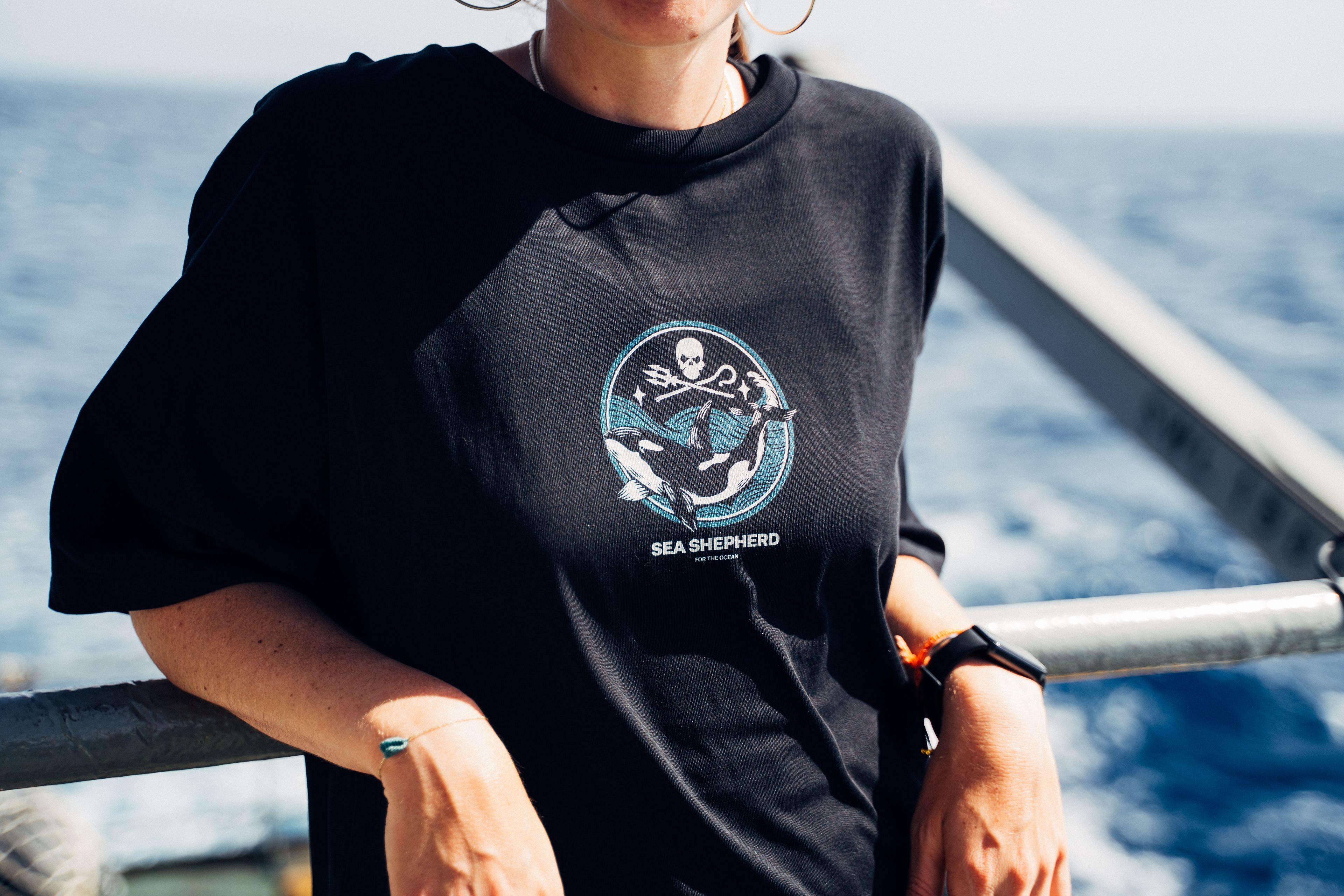 Orca Women's Oversized T-shirt