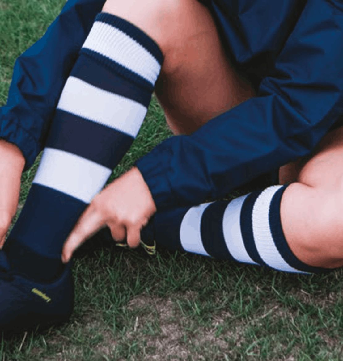 Black And Red Hooped Rugby Socks-905738