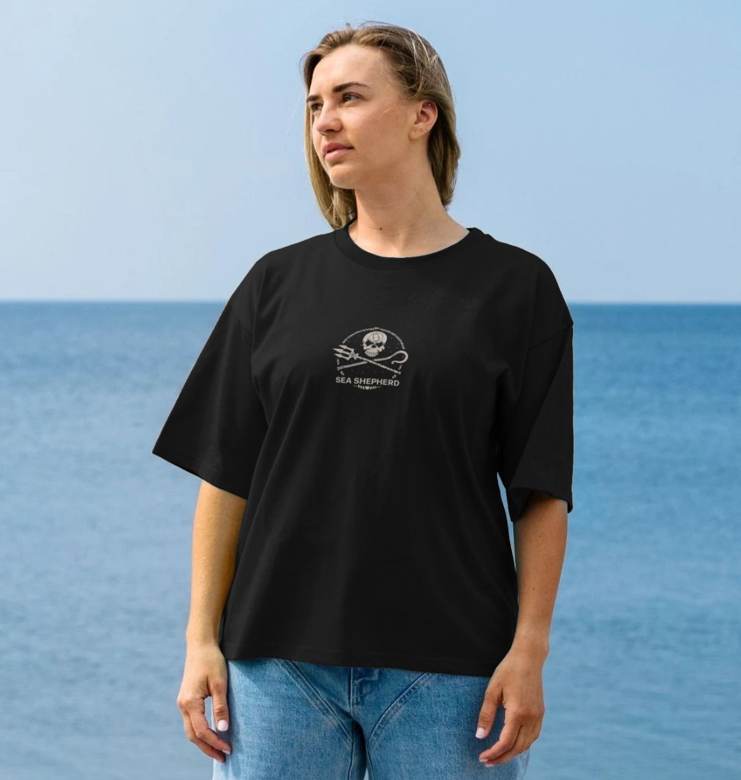 Sea Shepherd Dolphin Oversized Women's T-shirt