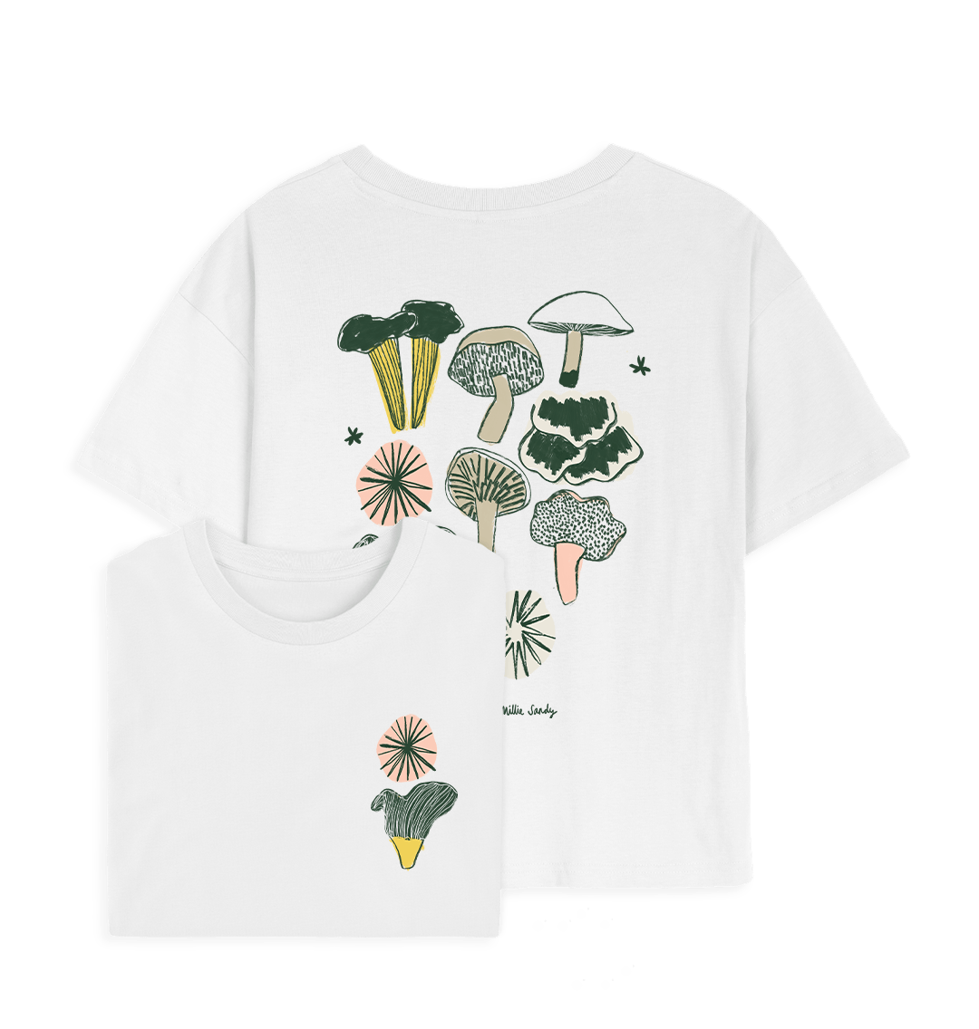 Women's Organic Cotton T-shirt Butterfly Moon Phases » by Vesti