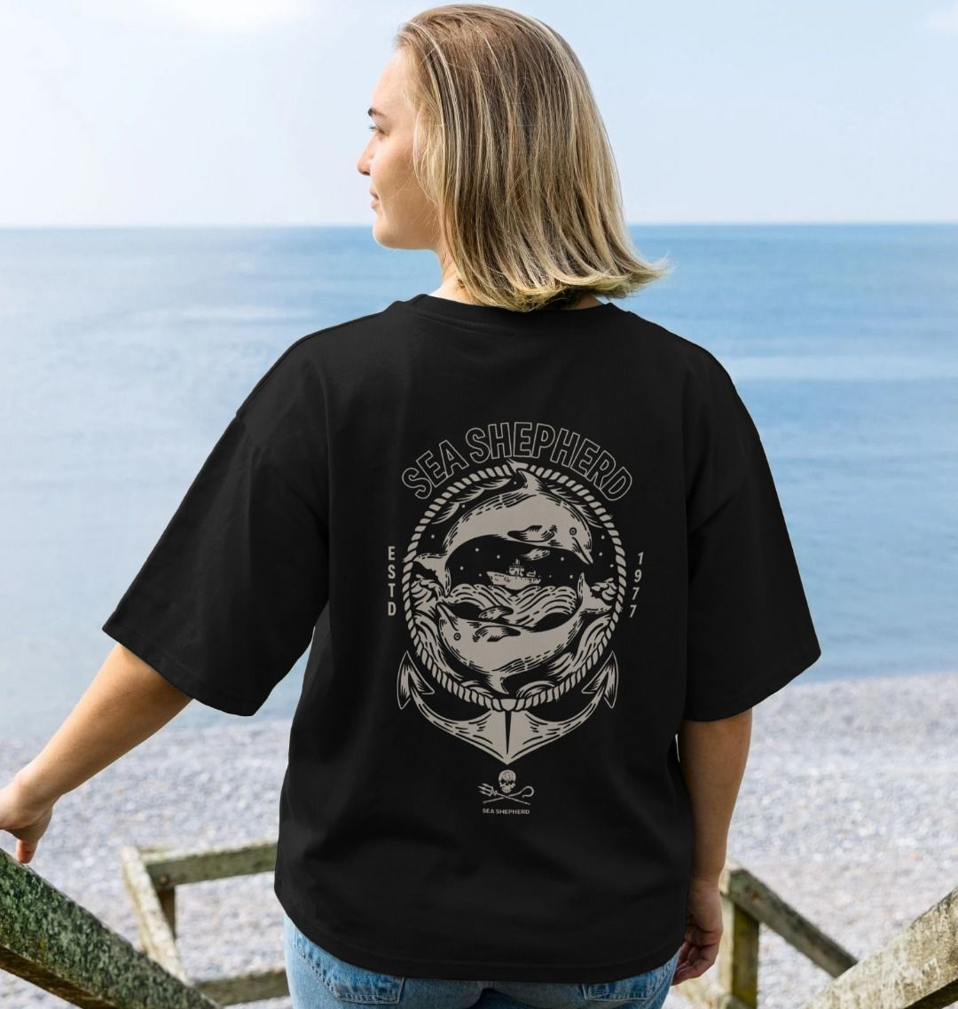 Sea Shepherd Dolphin Oversized Women's T-shirt